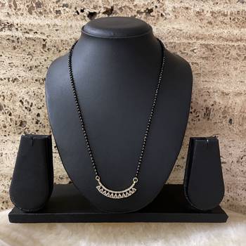 Gold cubic zirconia mangalsutra 2