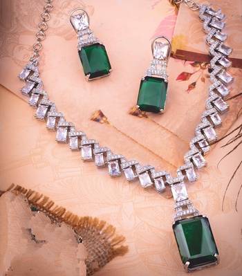 Green necklaces 2