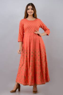 Women Printed Anarkali Kurta in Pink 7