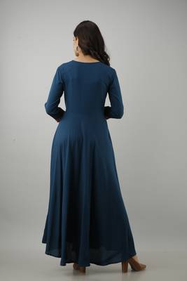 Women Embroidered Anarkali Kurta in Dark Blue 4