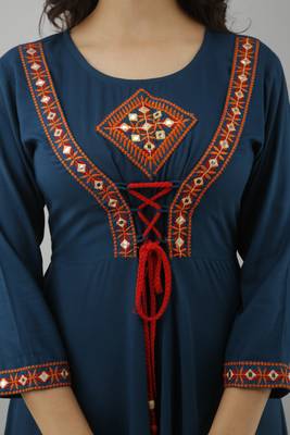 Women Embroidered Anarkali Kurta in Dark Blue 5