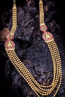 Red jewellery