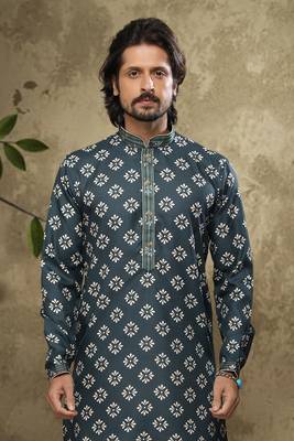 Green embroidered silk dhoti-kurta 3