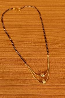 Gold mangalsutra