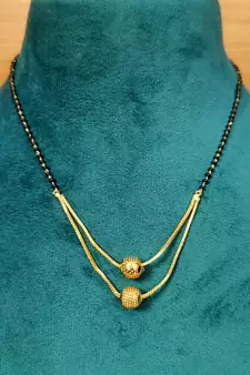 Gold mangalsutra
