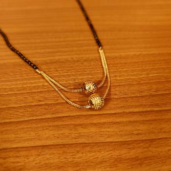 Gold mangalsutra 3