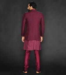 Maroon Textured Bundgala With Kurta And Slim Pant