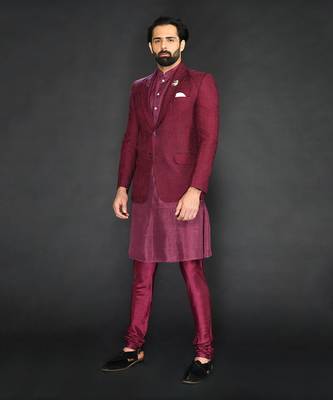 Maroon Textured Machine Embroidered Blazer Paired With Kurta And Slim Pant 3