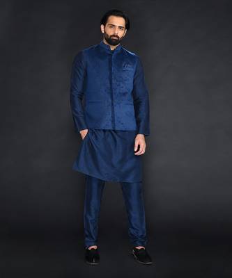 Teal Green Geometric Machine Textured Bundi Paired With Silk Kurta And Chudidar 3