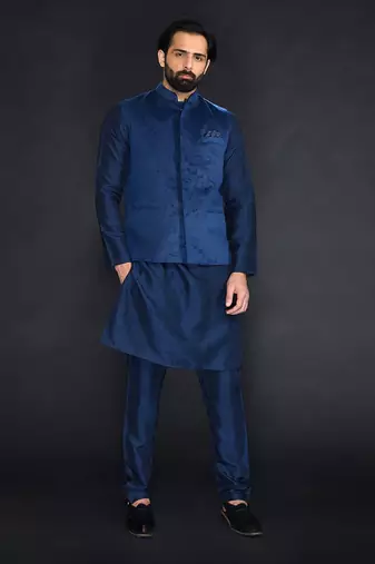 Teal Green Geometric Machine Textured Bundi Paired With Silk Kurta And Chudidar