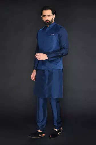 Teal Green Geometric Machine Textured Bundi Paired With Silk Kurta And Chudidar