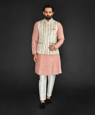 Off White Imported Russian Printed Bundi With Vis. Silk Peach Kurta Paired With Off White Spun Silk Chudidar. 1