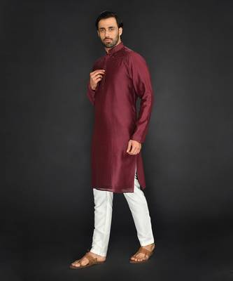 Maroon Pure Chanderi Emb. Kurta With Off White Chudidar 3