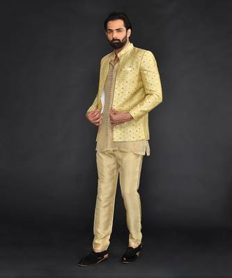 Bandgala With Organza Fabric Kurta And Slim Pant 3