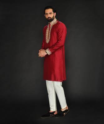 Red Pure Chanderi Emb. Kurta With Off White Chudidar 3