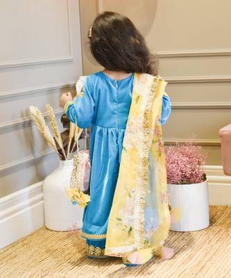 Turquoise Blue Velvet Kurti And Palazzo Pant 3