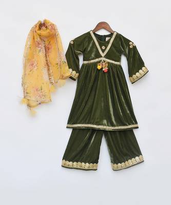 Green Velvet Kurti And Plazo Pant 2