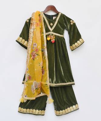 Green Velvet Kurti And Plazo Pant 3