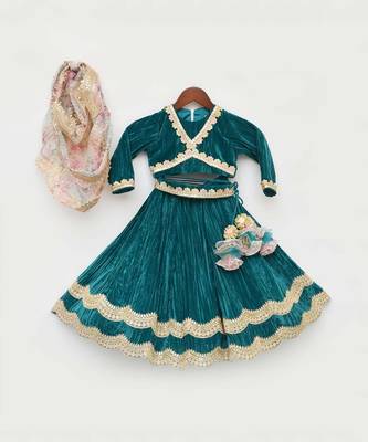 Green Crikle Velvet Lehenga Choli 3