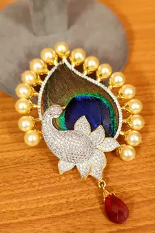 Multicolor pendants