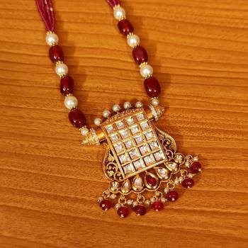 Red pendants 3