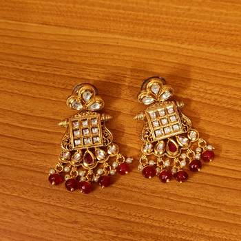 Red pendants 4