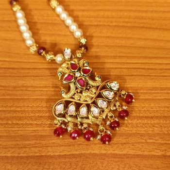 Red pendants 2