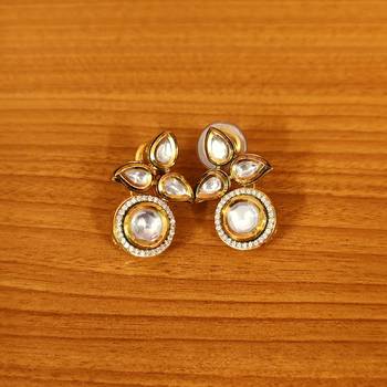White pendants 4