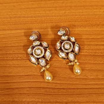 White pendants 4