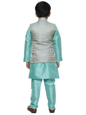 Green Stripes SIlk Jacquard Kurta Pajama Set // Traditional Wear 4
