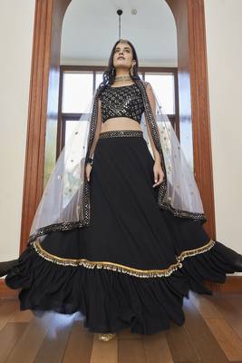 Black embroidered art silk semi stitched lehenga 3