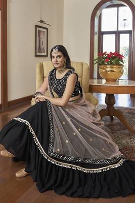 Black embroidered art silk semi stitched lehenga 4