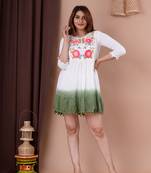 Green Short Middy Tay Day Top