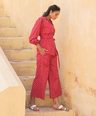 Geometric Lava Red Pant Suit Set 4