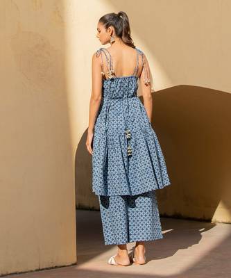 Geometric Print Kantha Blue Opal Shoulder And Back Tie Up Kurta With Short Pants 2
