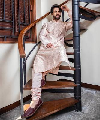 Powder Pink Applique Kurta Set. 1