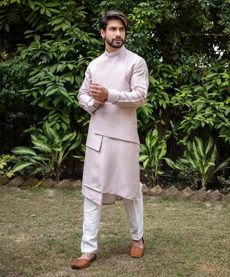 Lilac Side Cut High-Low Jacket With Kurta Set. 1