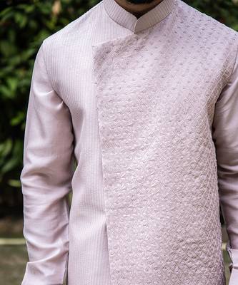 Lilac Side Cut High-Low Jacket With Kurta Set. 3