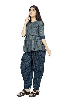 Grey printed silk girls-top-bottom 2
