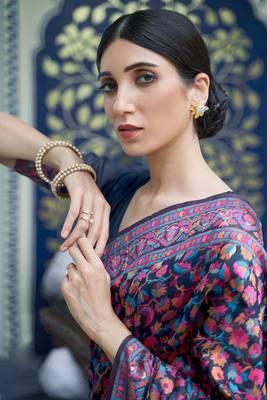 Navy Blue kanjivaram silk blendFloral printed Saree 2
