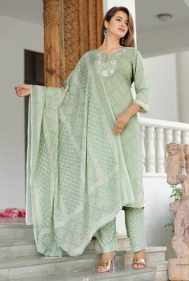 Girbana Women Sea Green Viscose Rayon Round Neck Kurta Pant and Dupatta Set 1