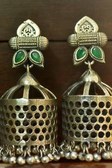 Green onyx jhumkas