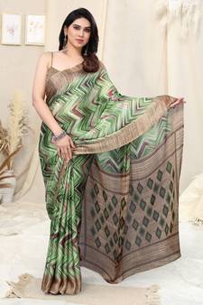Green Printed Chiffon Saree With Blouse