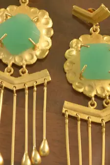 Green Onyx Dangling Long Wedding Party High Gloss Gold Plated Studs