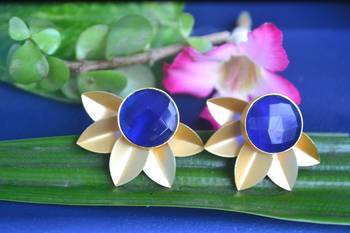 Blue onyx studs 1