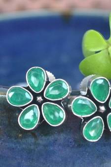 Green onyx everyday studs