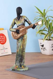 Guitar Lady Showpiece