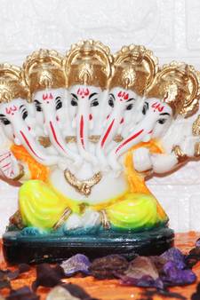 Lord Ganesha Statue Showpiece