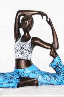 Beckon venture Polyresin Artifacts Yoga Lady Statue For Home decor idols & showpieces items(Multicolour)