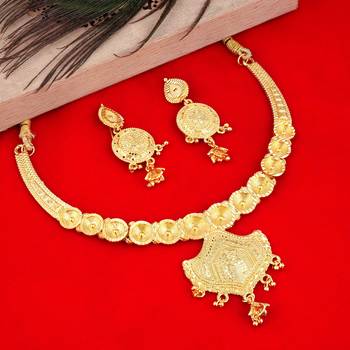 Gold chokers 4